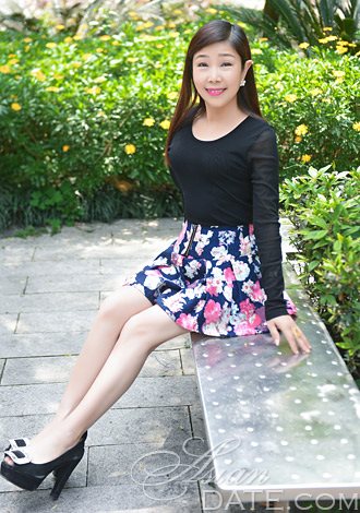 Gorgeous member profiles: Asian college member Tingbi