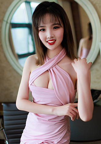 Date the member of your dreams: Jiayu( Clara), member, caring  Asian