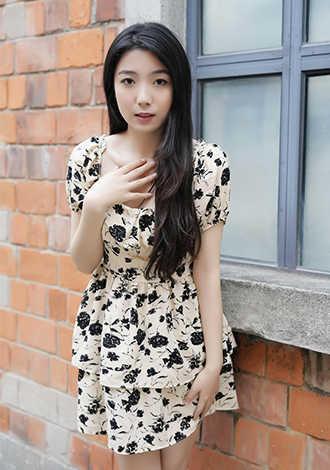 Gorgeous profiles only: Liuqing, Asian Member for romantic companionship